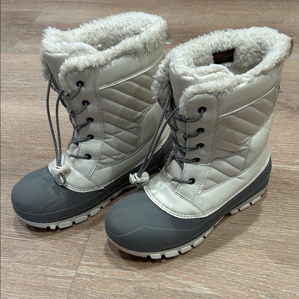 Skylar Waterproof Winter Snow boots. All in Motion